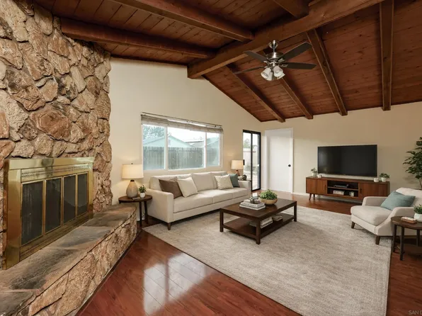 10866 Sandy Hook Rd, San Diego, CA 92126