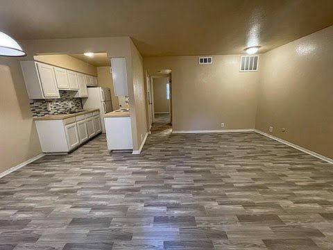 1st image of 6761 Calmont Ave #101