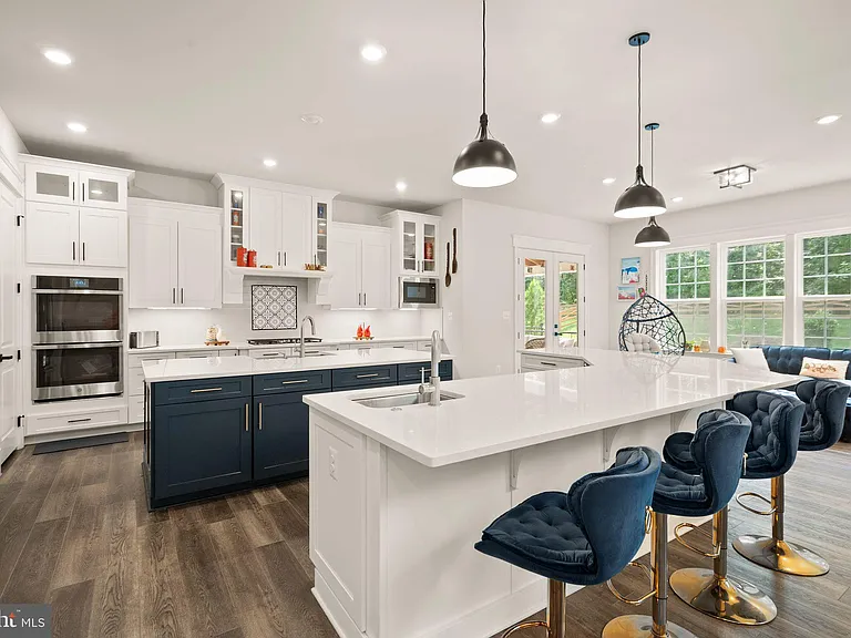 23297 Hastings Ridge Ct — Photo 13