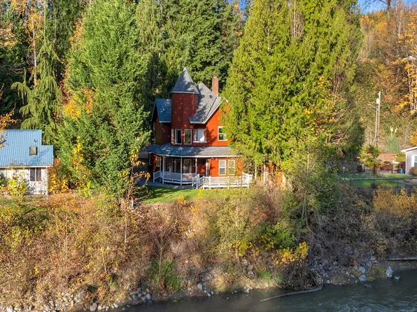 18010 116th Place NE, Arlington, WA 98223