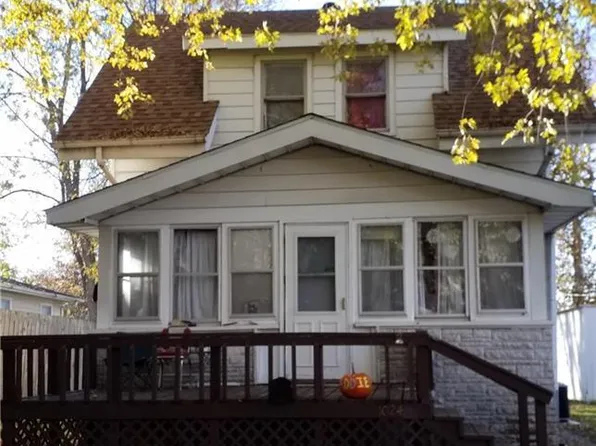 1024 Sumner St, Carlinville, IL 62626