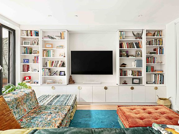 3rd image of 652 Bergen St #1C