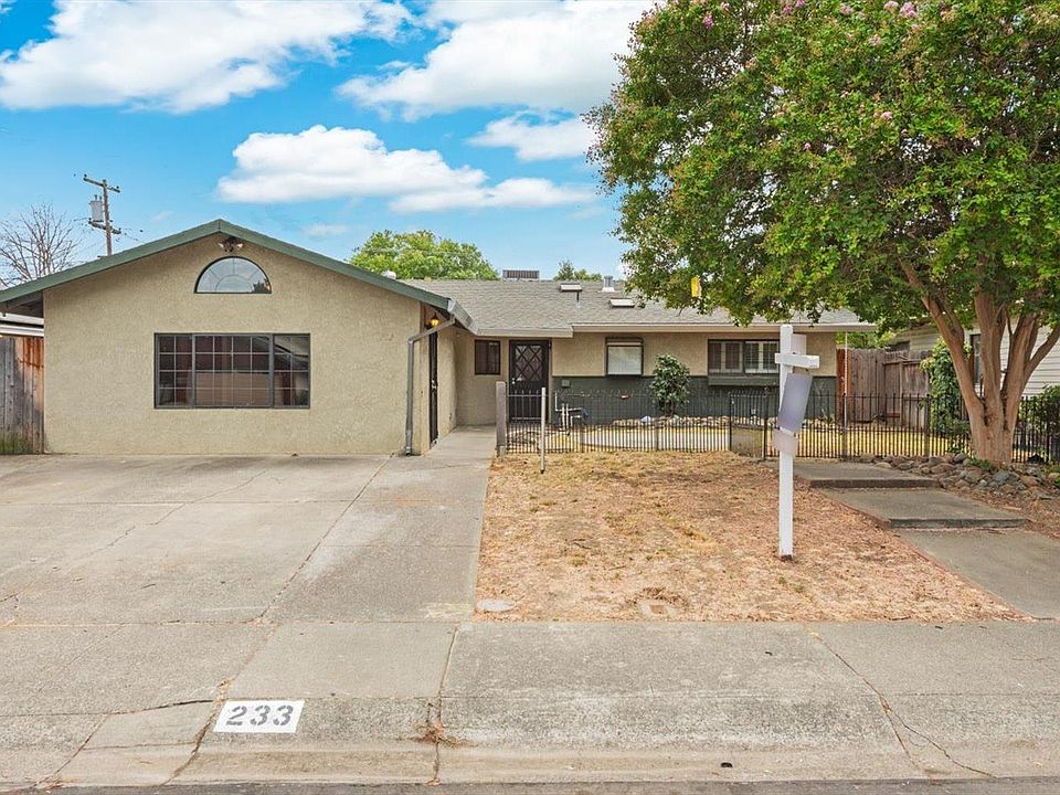1st image of 233 Ironwood Street