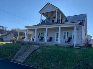 101 N Boone St, Louisa, KY 41230