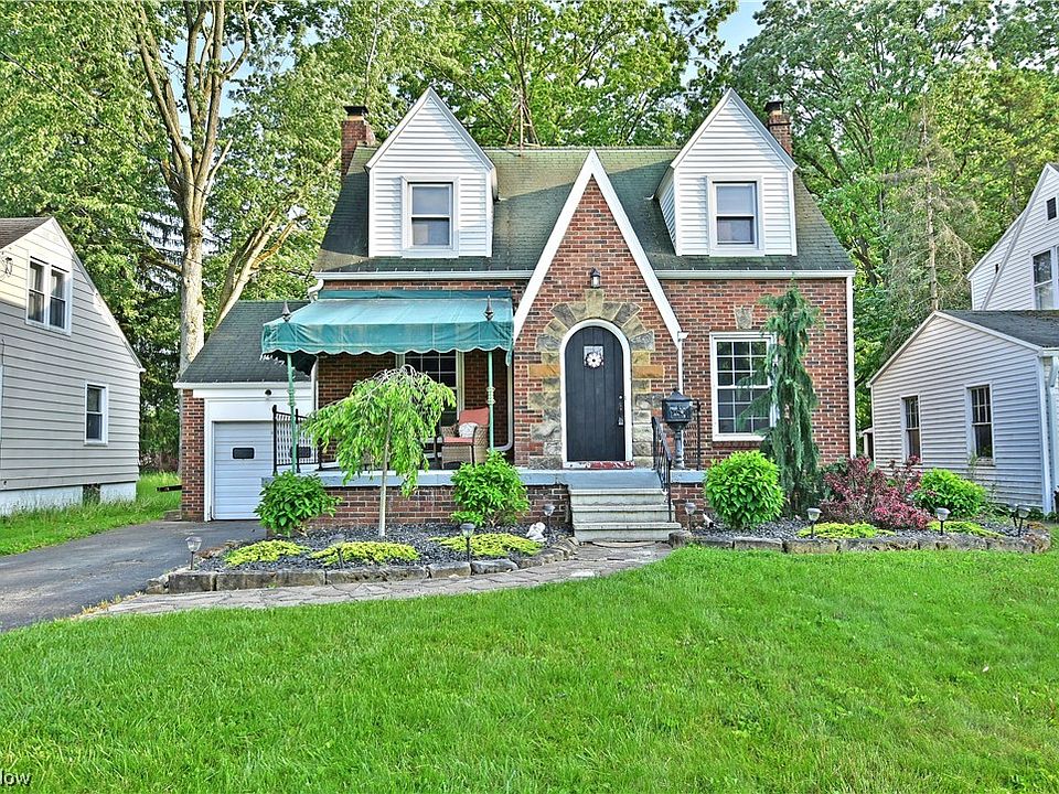 1st image of 31 Wildwood Dr