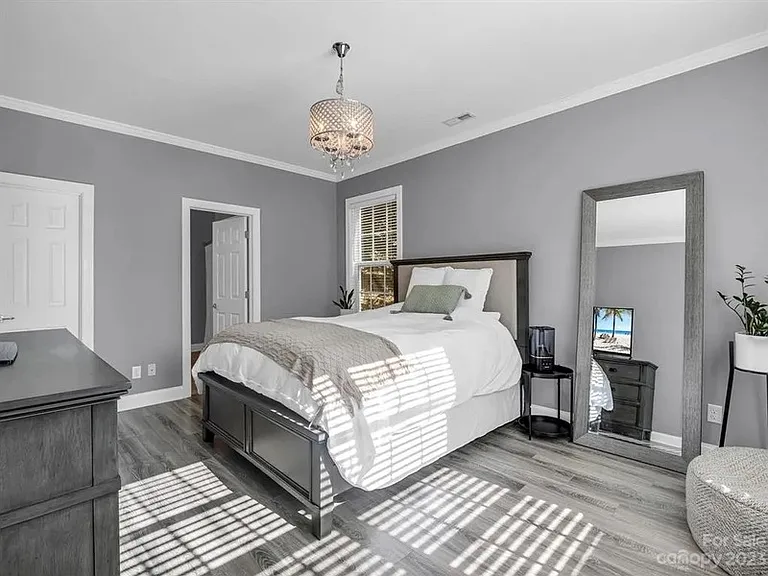 5 Maxim Ct — Photo 16