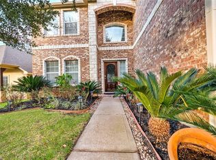1736 Park Oak Dr, Conroe, TX 77304