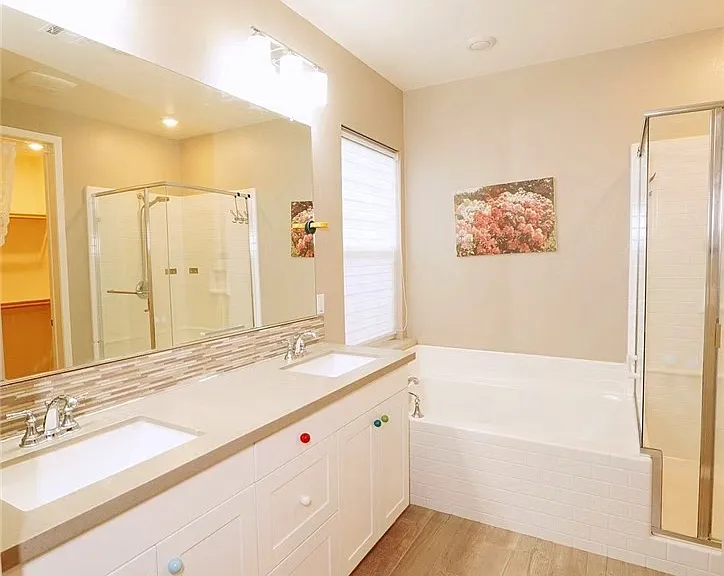 103 Cambria Ct — Photo 24