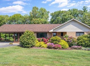 384 Knoll Dr, Newport, TN 37821