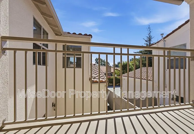 1087 Waterfall Way — Photo 26