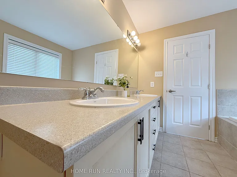 108 Sonesta Cir — Photo 27