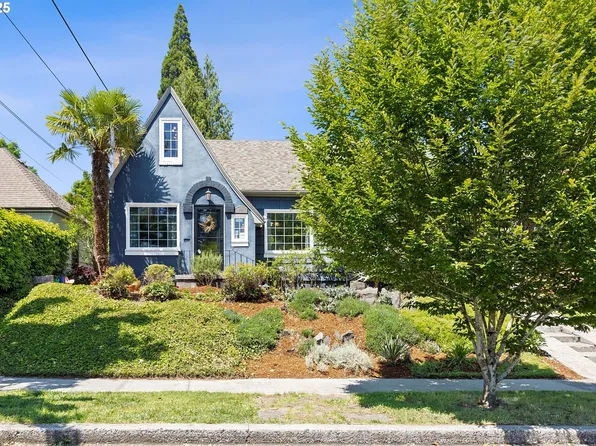 6123 NE Thompson St, Portland, OR 97213