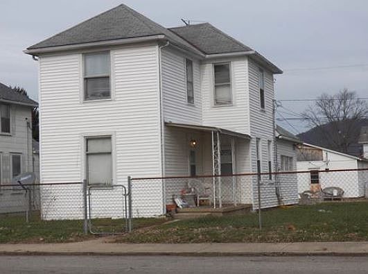 1st image of 781 Jefferson Ave