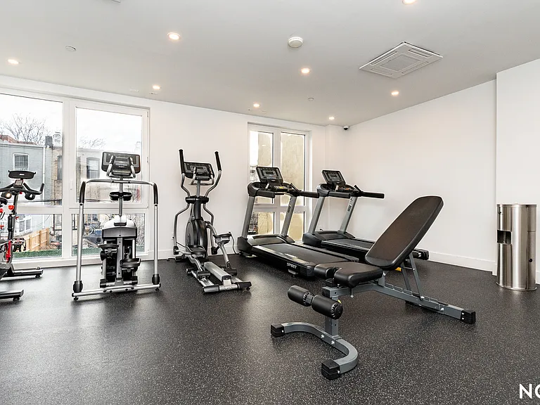 1173 Rogers Ave #PH1 — Photo 12
