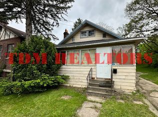 613 Stevenson St, Flint, MI 48504