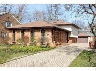 2121 Marston Ln, Flossmoor, IL 60422