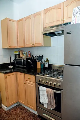 Rented by Aryeh Realty | media 21