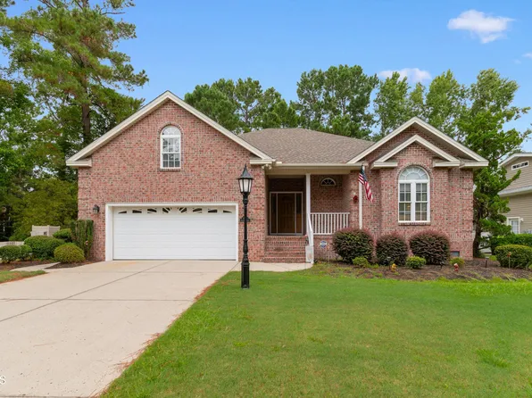 8865 Smithfield Drive NW, Calabash, NC 28467