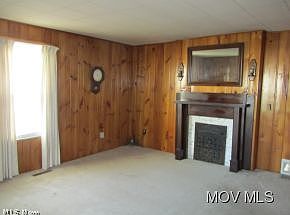 3rd image of 3301 N Avery St