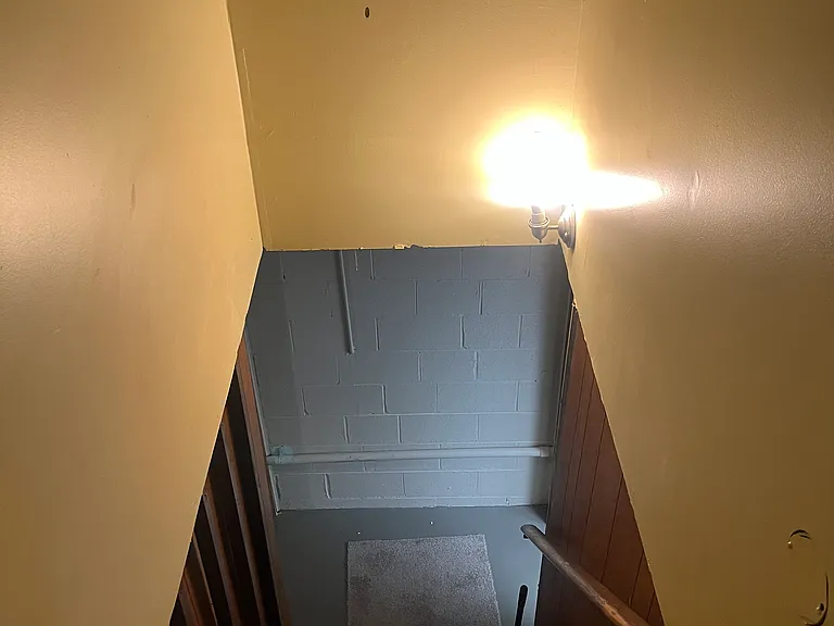 stairs to basement