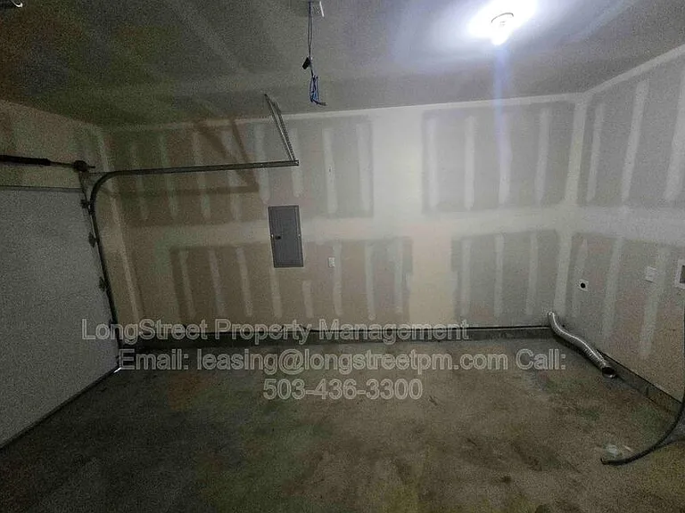 1806 College St — Photo 29