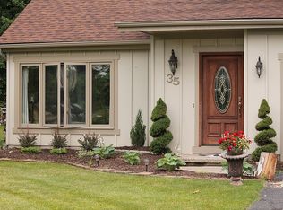 35 Fiddlers Grn, East Amherst, NY 14051