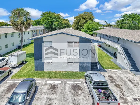 881 SW 74th Ter APT 102C, Pompano Beach, FL 33068