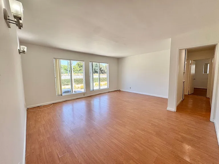 9820 Exposition Blvd — Photo 10