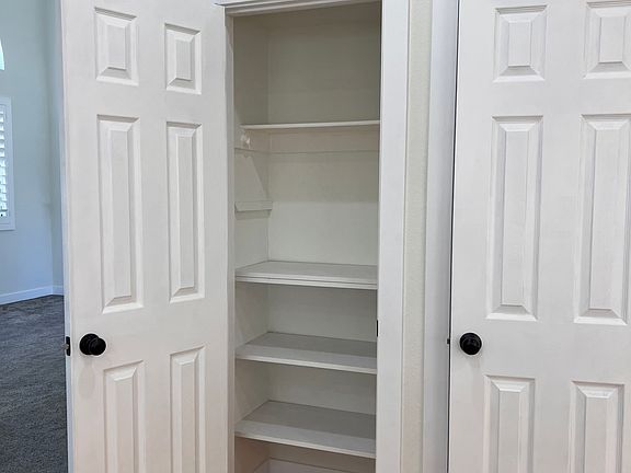 5th image of 22715 Boxwood Ln