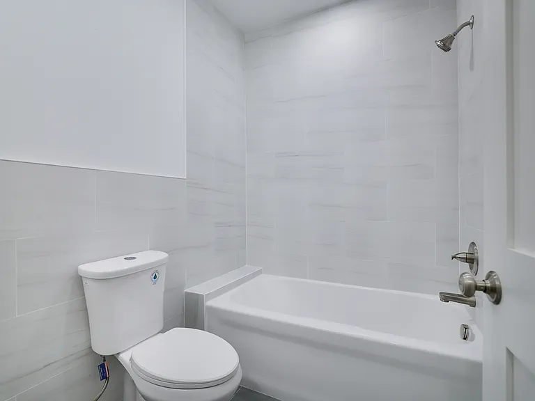 127 Evergreen Ln — Photo 6