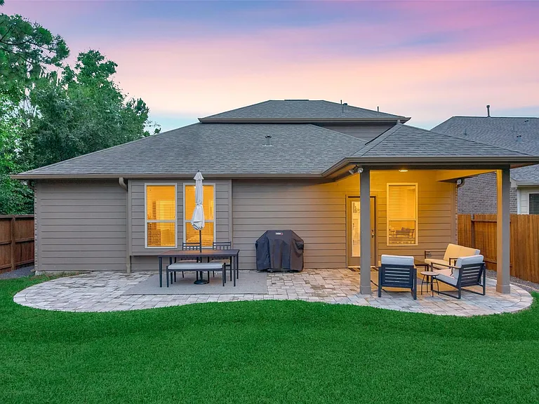 204 Forest Peak Way — Photo 37