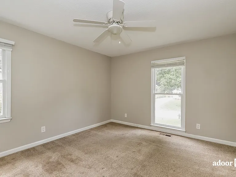 6321 Cardinal Wood Dr — Photo 11