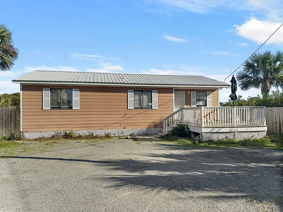 276 Daffin Pl