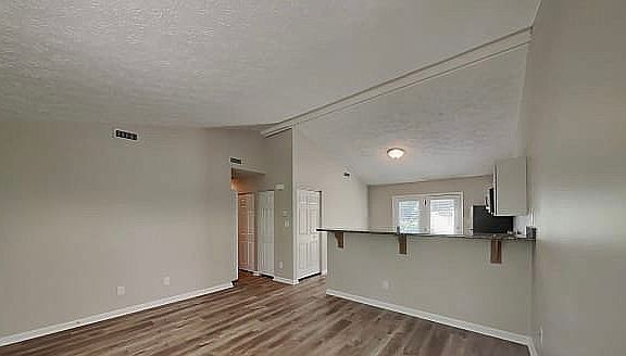4th image of 5807 Hadrian Dr