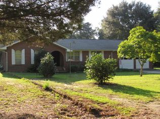 1520 Gainey Ln, Cantonment, FL 32533