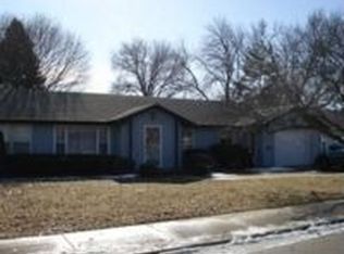 208 E Delwood St, Morton, IL