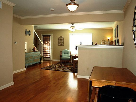 5th image of 707 Park Ln