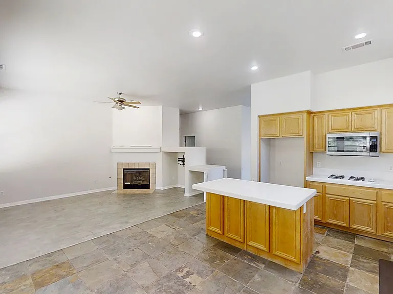 36248 Village Rd — Photo 12