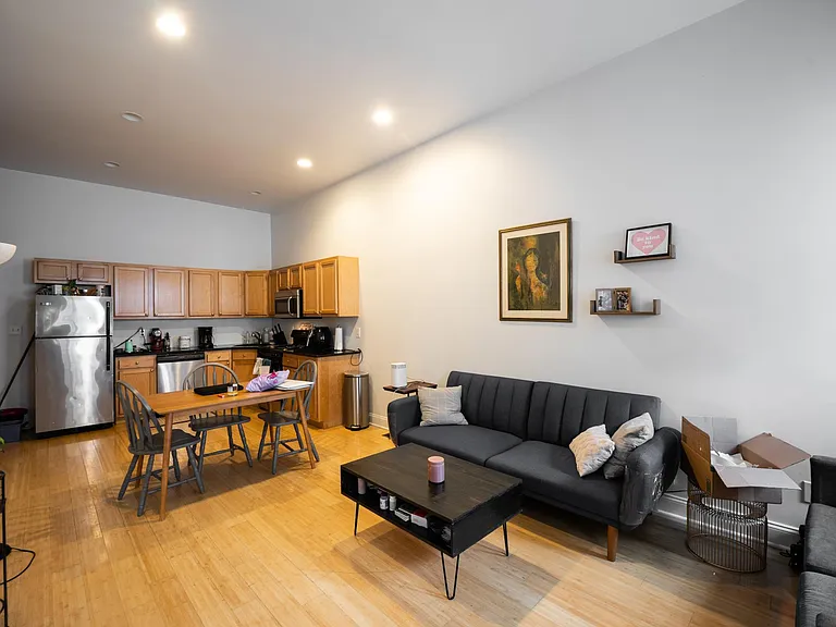 1528 Brown St #1 — Photo 2