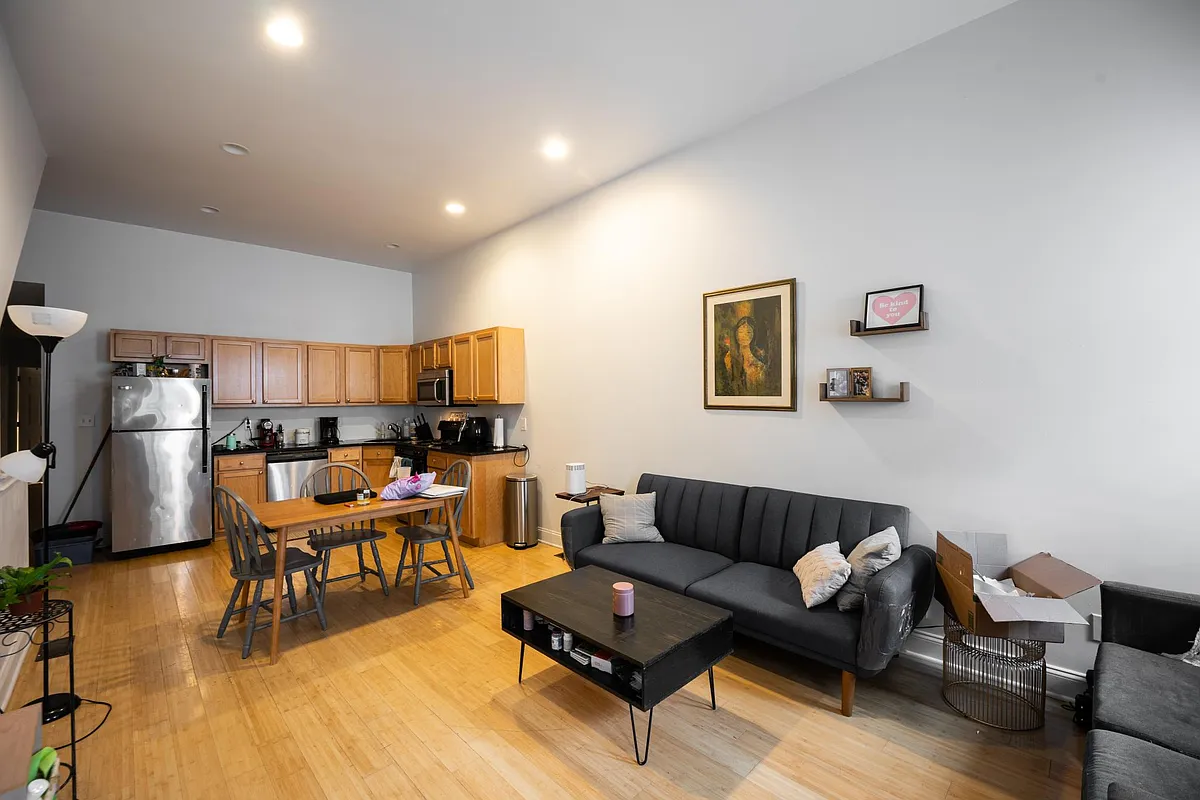 Building Photo - 1528 Brown St #1