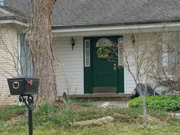 3rd image of 1929 Pine Run Dr
