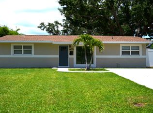 465 41st Ave NE, Saint Petersburg, FL 33703