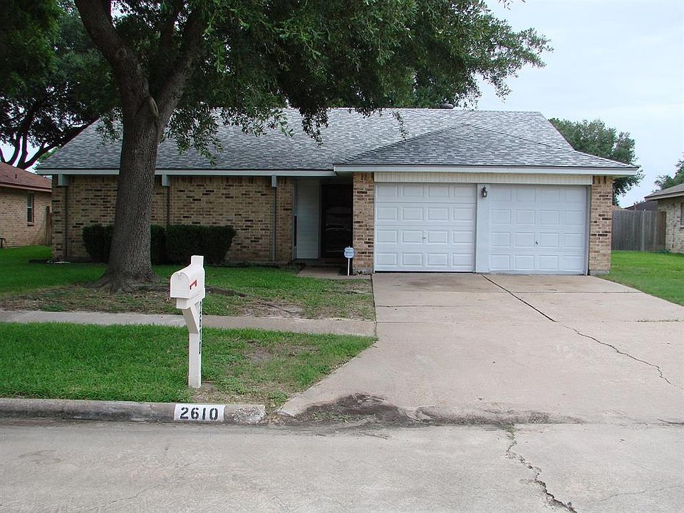 1st image of 2610 Woodsorrel Dr