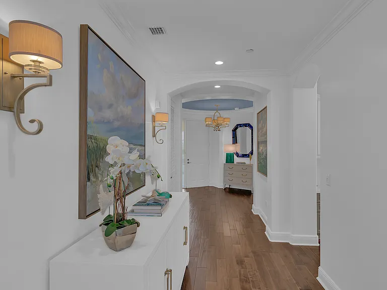 4866 S Harbor Dr #401 — Photo 5