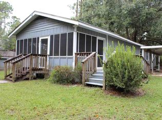 9198 Hammock Rd, Elberta, AL 36530