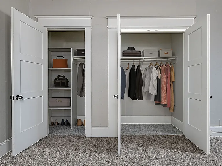 Elegant Renovation! HUGE 1 Bed 1 Bath Available Now! — Photo 23
