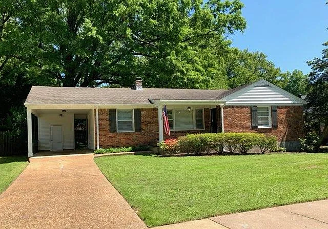 196 Leonora Dr — Photo 1