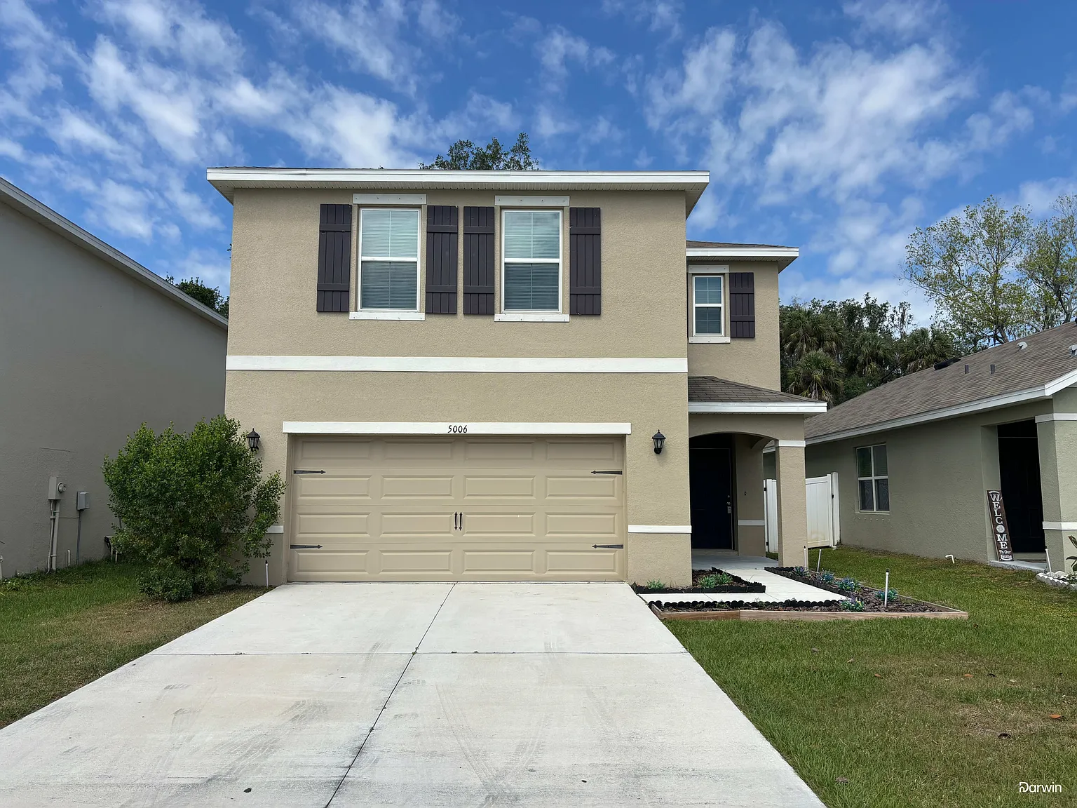 4 bed, 2.5 bath, 2252 sqft, $2,410 — Photo 1