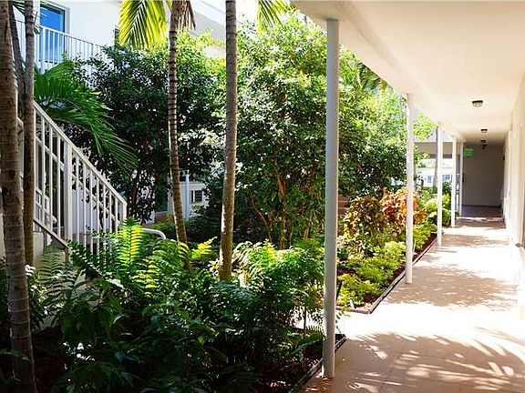 3rd image of 7950 Tatum Waterway Dr APT 2