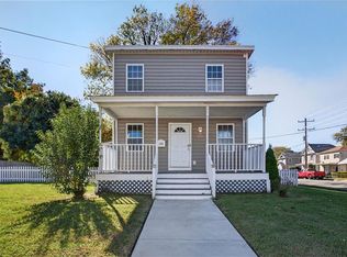 102 Downes St, Hampton, VA 23663